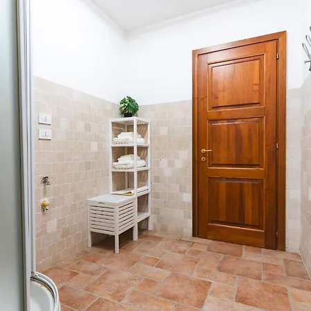 Moderno A 2 Passi Dalla Stazione Apartment Prato (Prato)