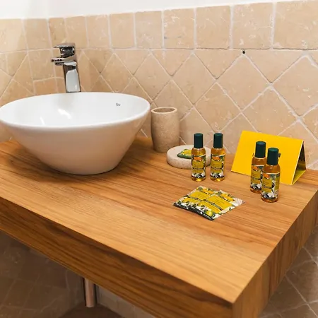 Apartment Moderno A 2 Passi Dalla Stazione Prato (Prato)